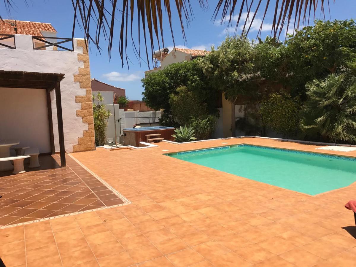 הוילה אנטיגואה Casa Del Medio מראה חיצוני תמונה